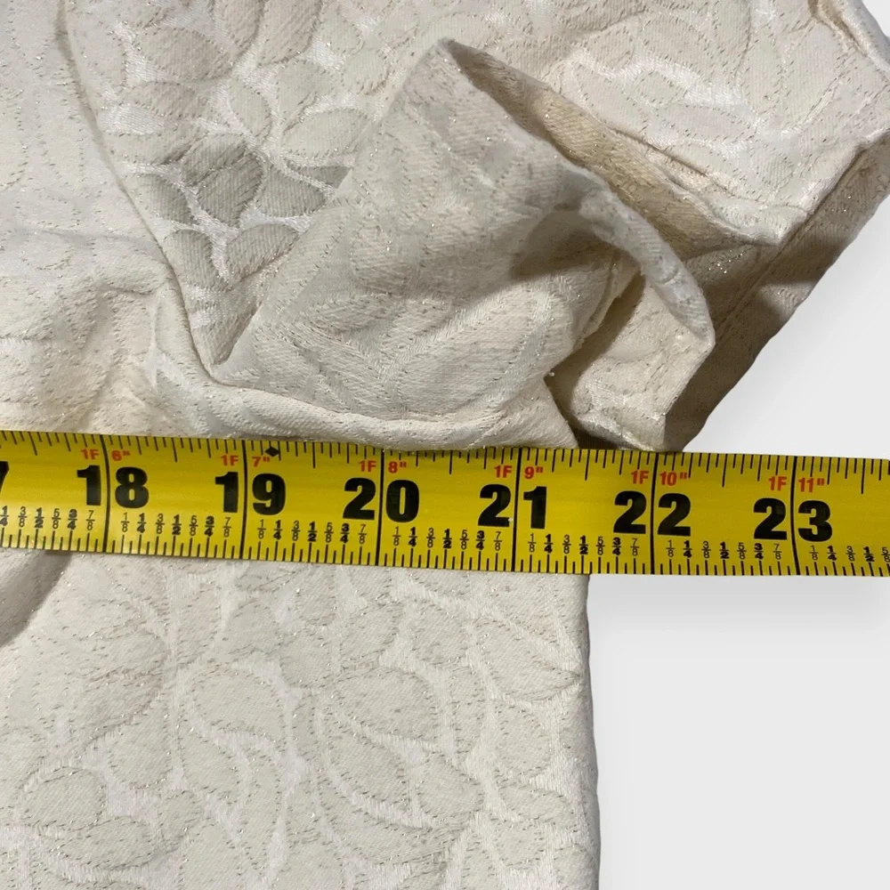a.n.a Cropped Short Sleeve Jacket Womens Off White | Gold Thread | Size Large - Picture 7 of 10